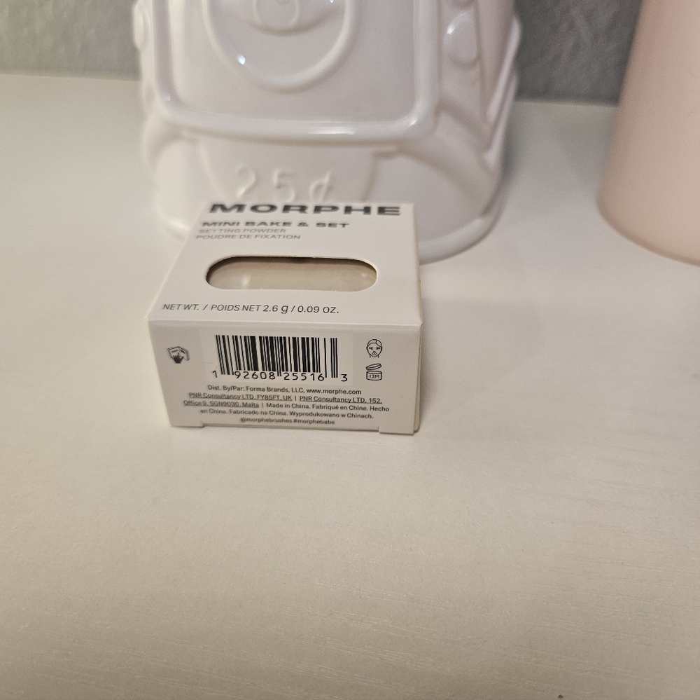 Morphe Mini Bake & Set Setting Powder - Picture 10 of 16